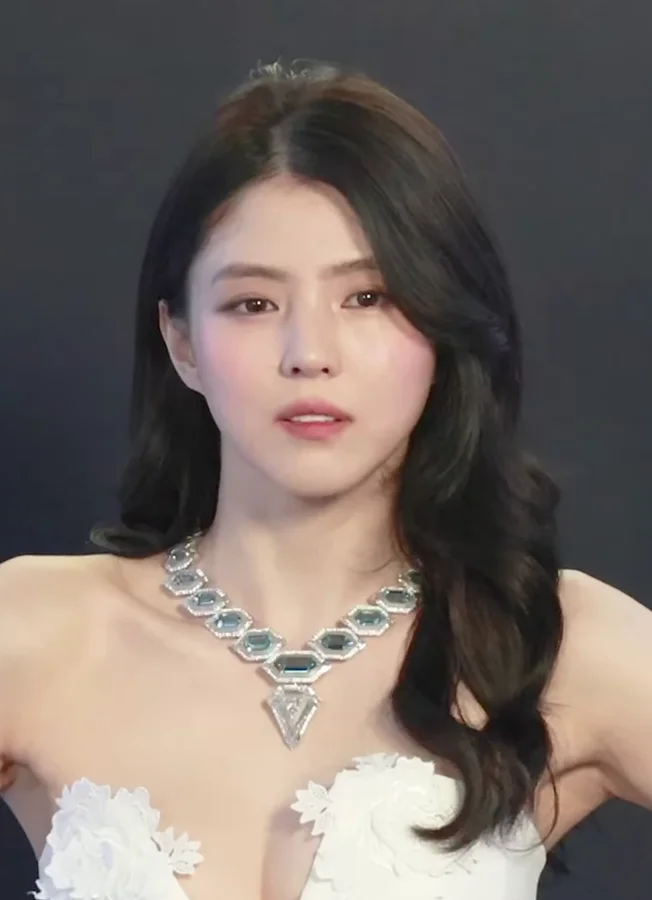 한소희 프로필