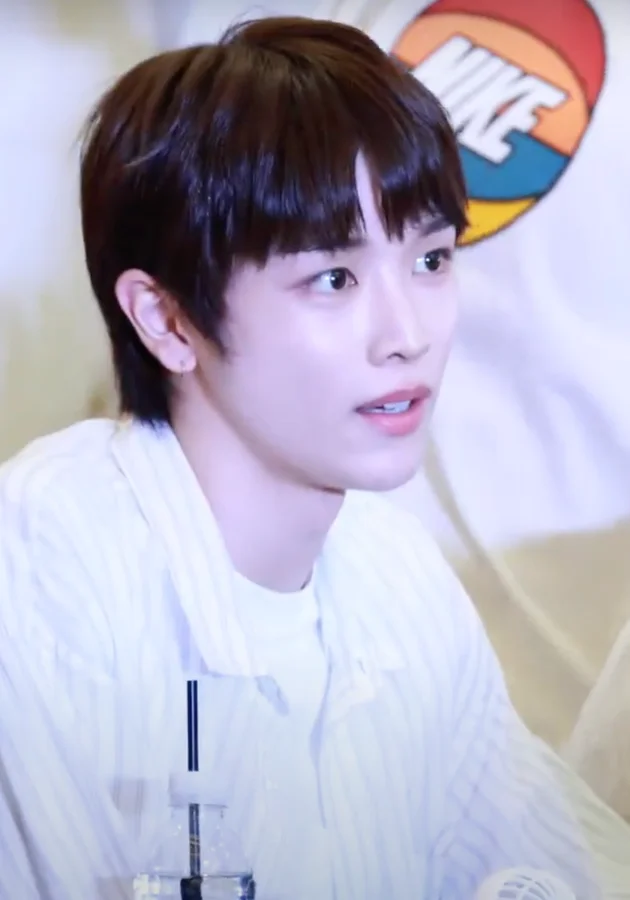 성찬 프로필