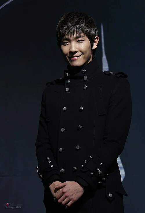 이준 프로필