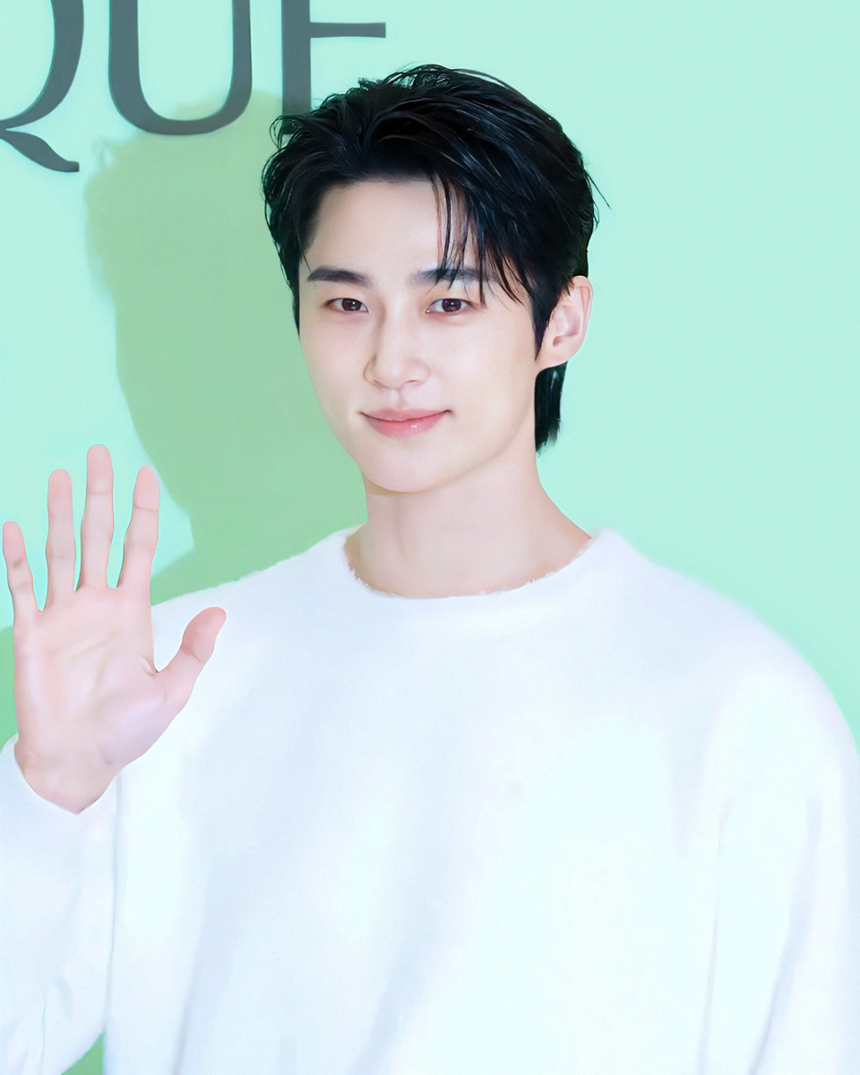 변우석 프로필